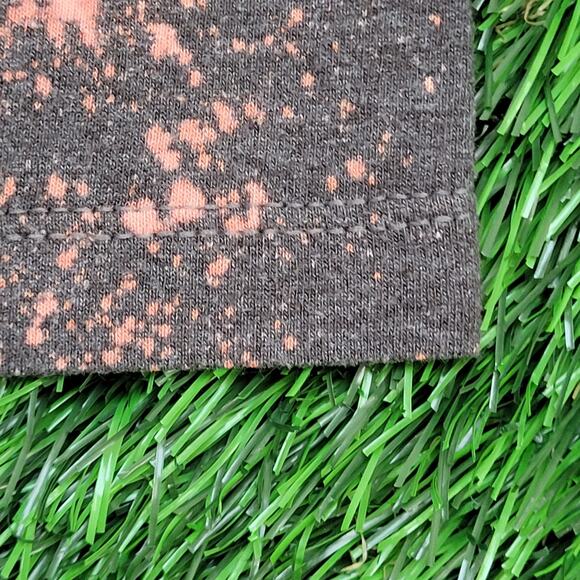 The Notorious B.I.G. Shirt Womens Large 21x25 Gray Bleached - Picture 11 of 11